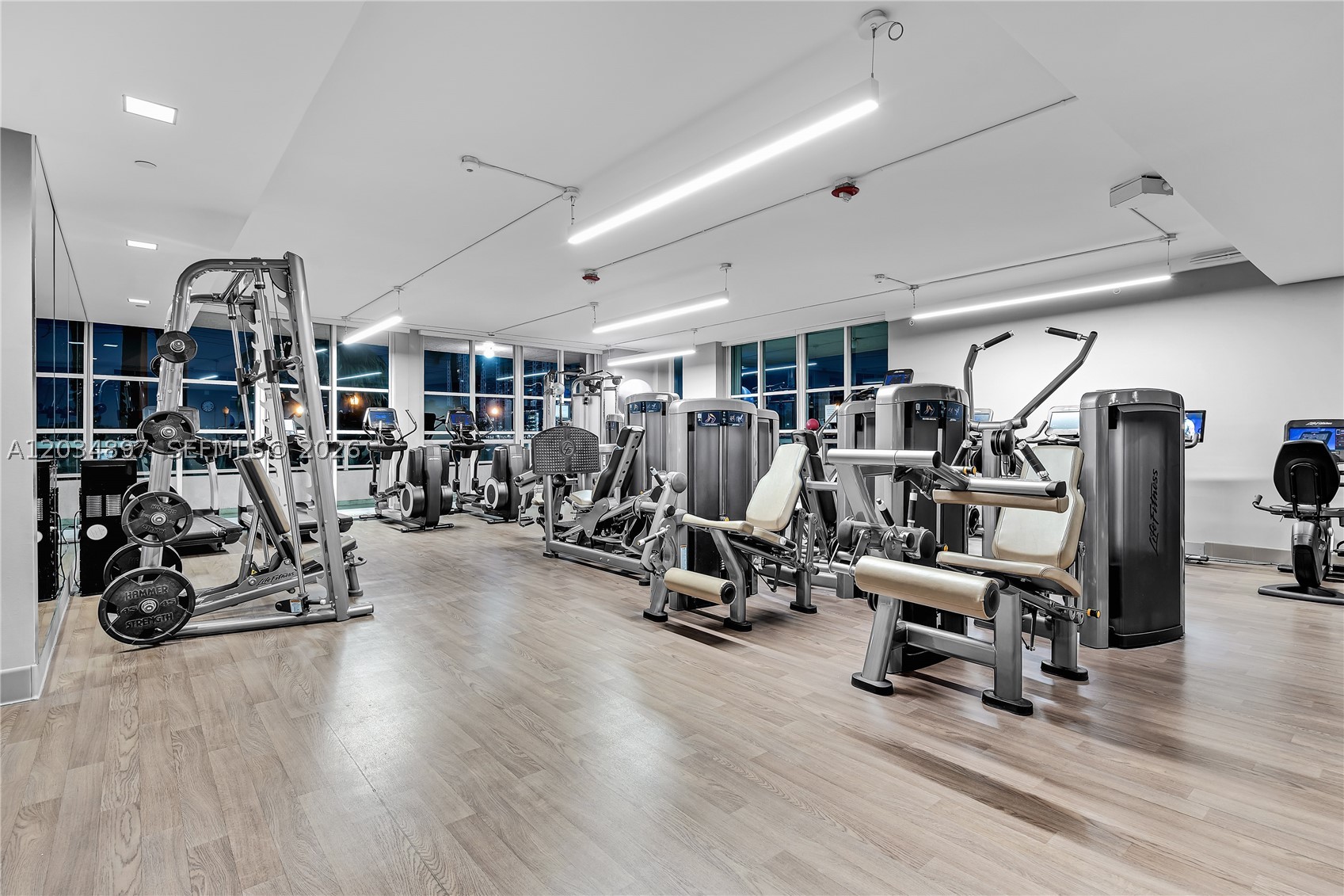 THE GRAND VENETIAN CONDO - Residential