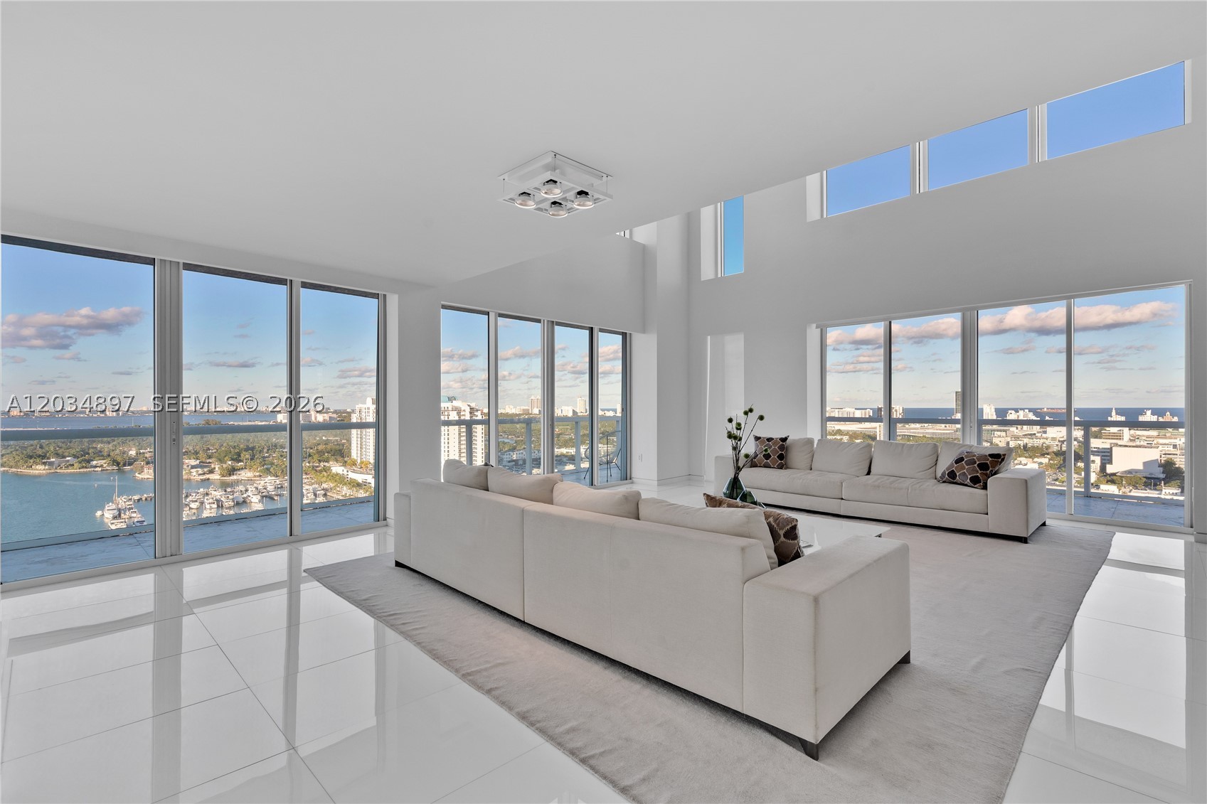 THE GRAND VENETIAN CONDO - Residential