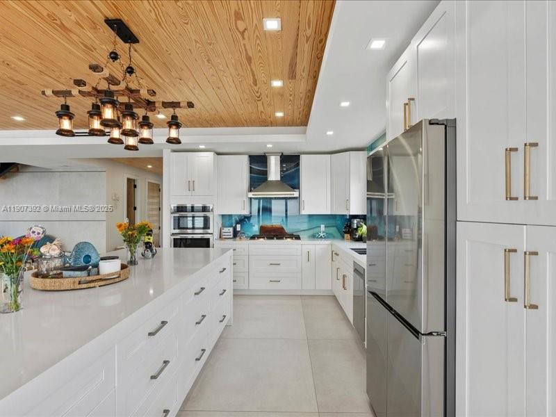 LARGO BEACH - Residential