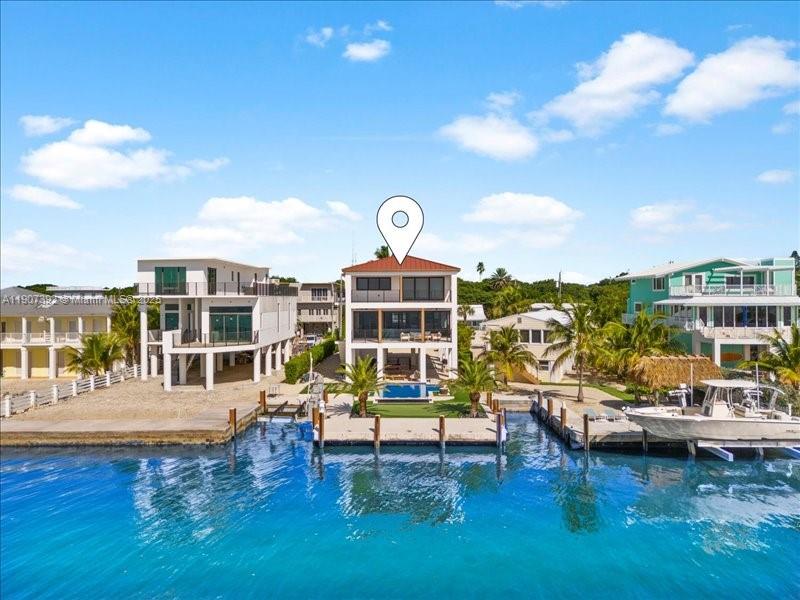 LARGO BEACH - Residential
