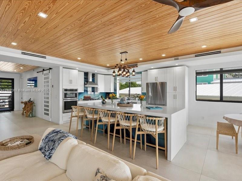 LARGO BEACH - Residential