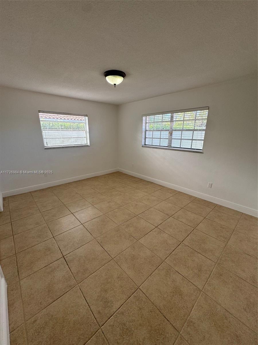 LITTLE PLANTATIONS OF MIA - Residential Lease