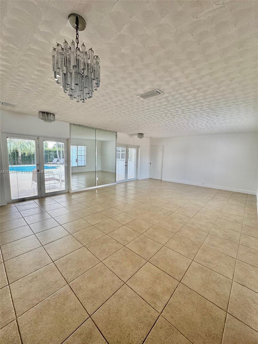 LITTLE PLANTATIONS OF MIA - Residential Lease