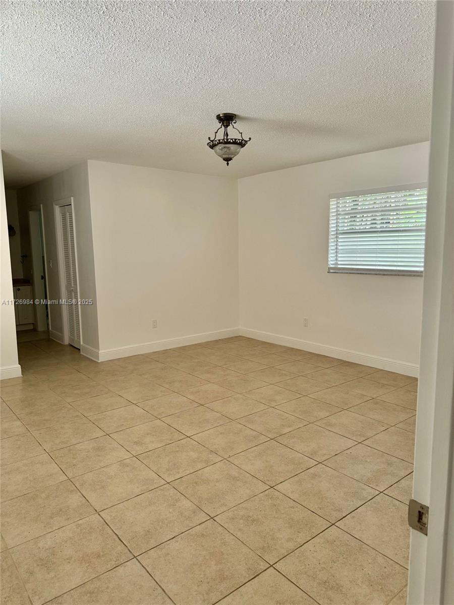 LITTLE PLANTATIONS OF MIA - Residential Lease