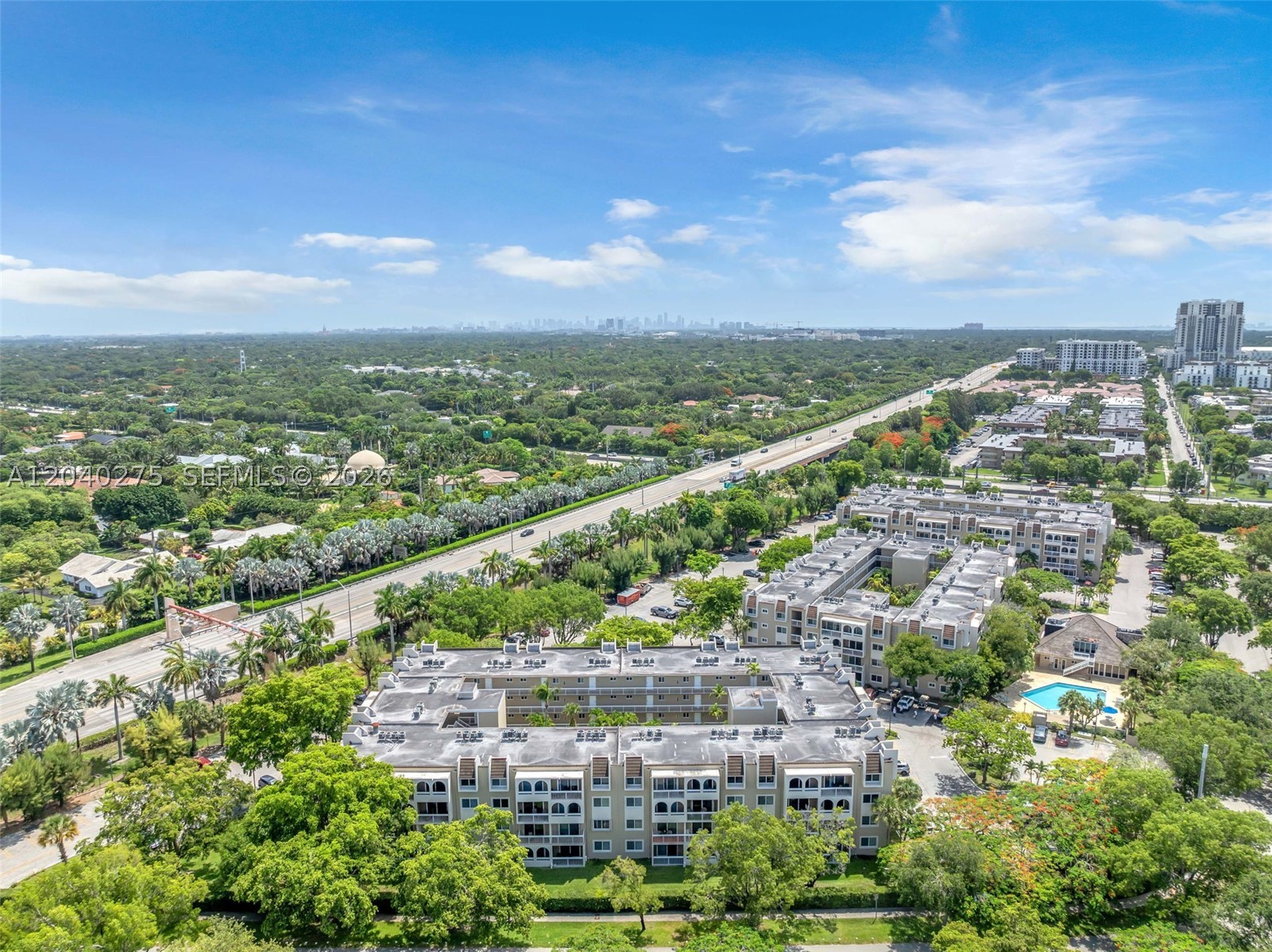 VILLAGE OF KINGS CREEK CO - Residential