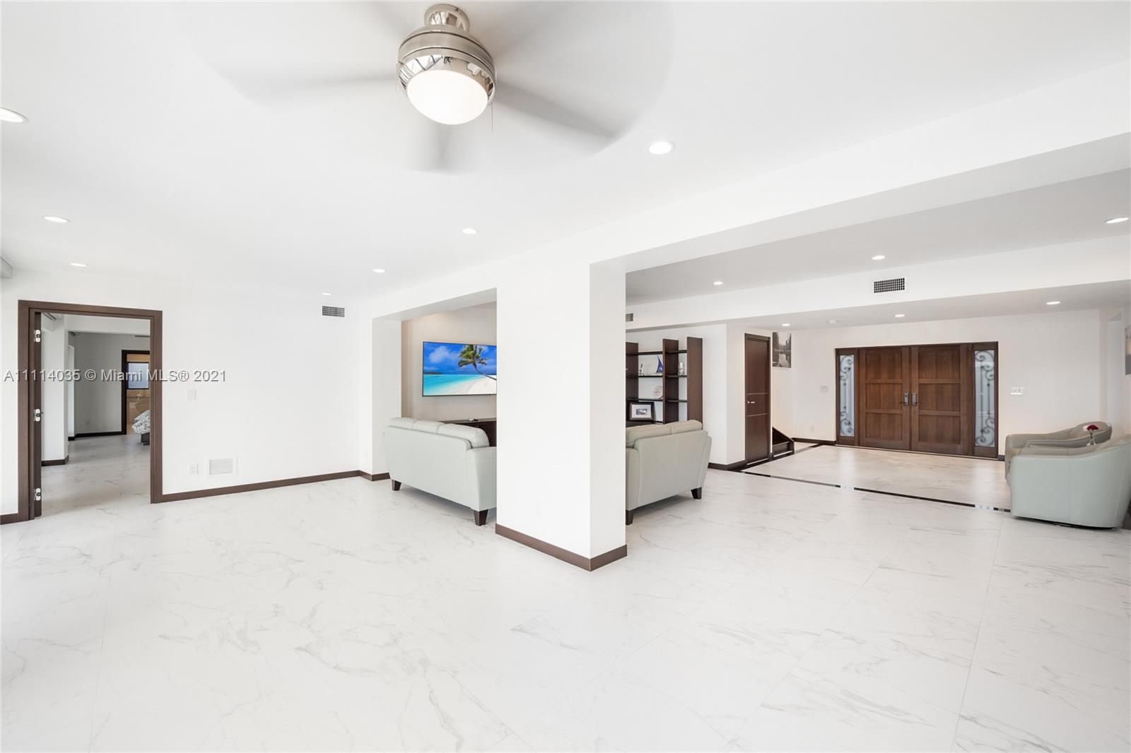 HARBOR BEACH - Residential