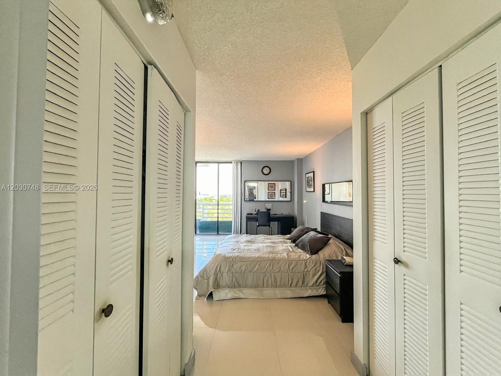 PARC CENTRAL AVENTURA EAS - Residential Lease