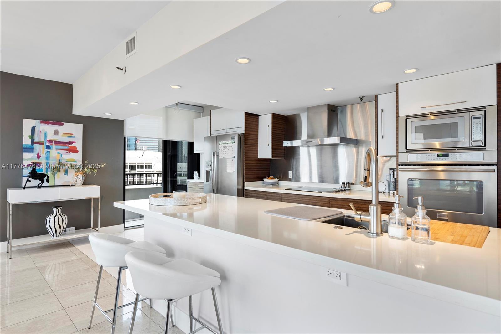 BRICKELL KEY ONE CONDO - Residential Lease