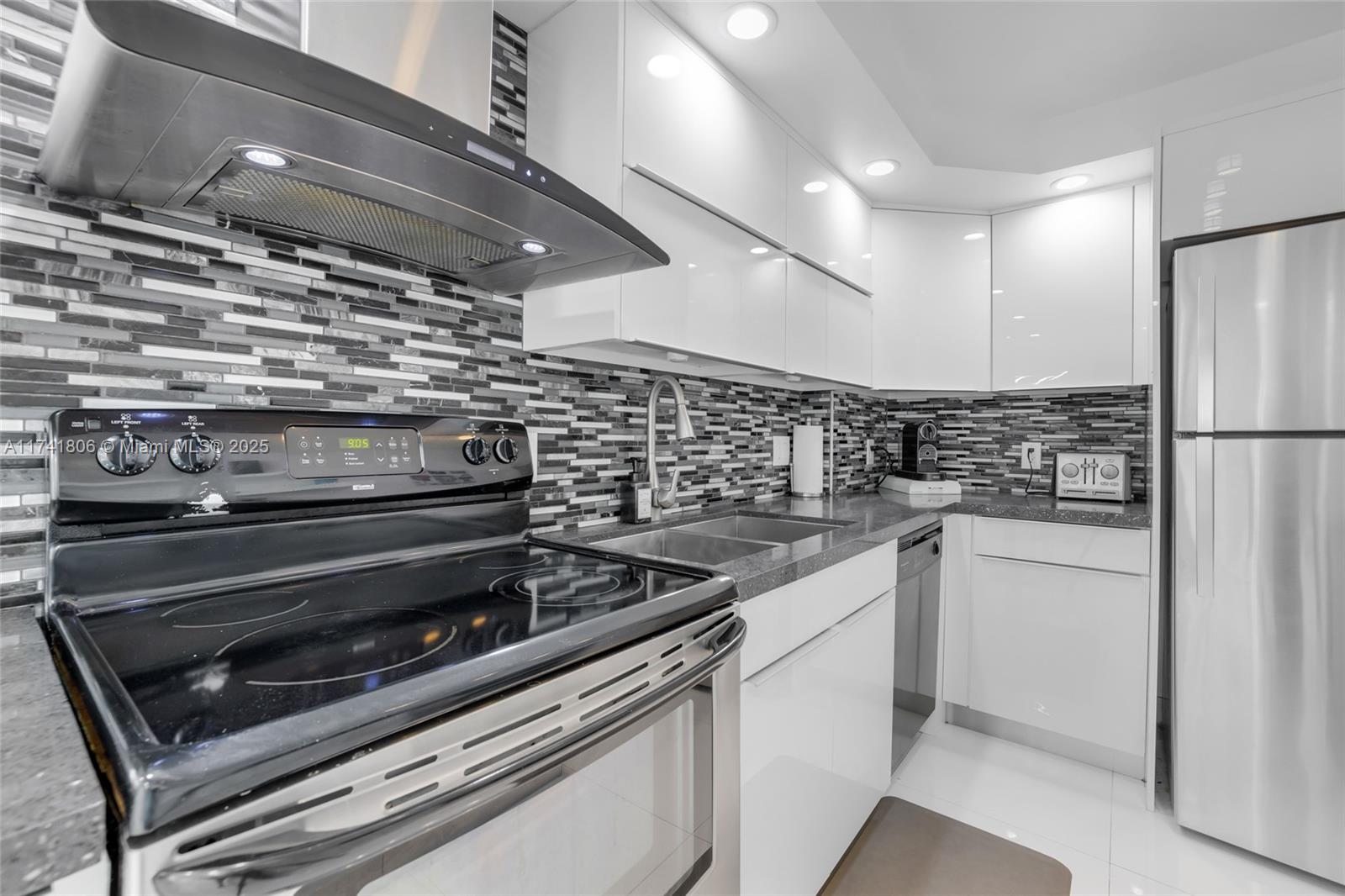 GALT OCEAN TERRACE CONDO - Residential