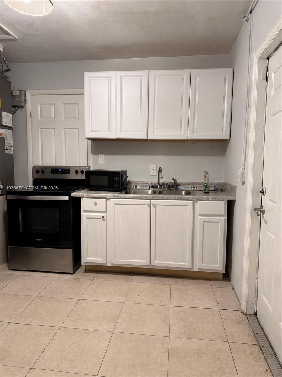 SUNRISE GOLF VILLAGE FIRS - Residential Lease