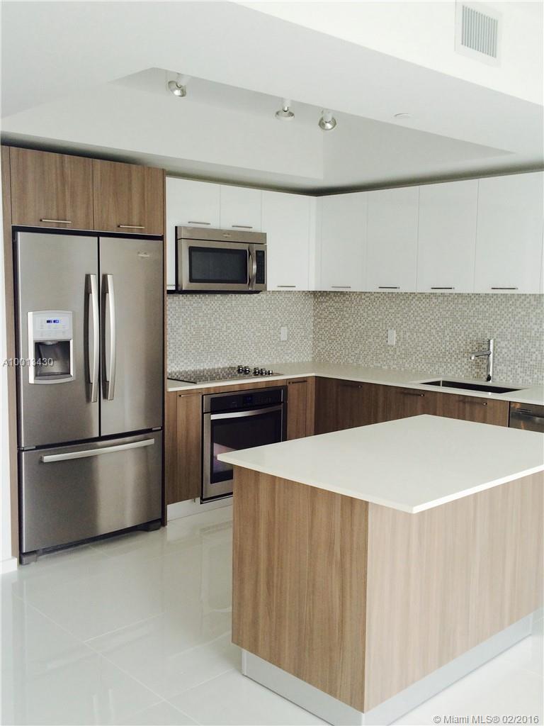 5252 PASEO DOWNTOWN DORAL - Residential Lease