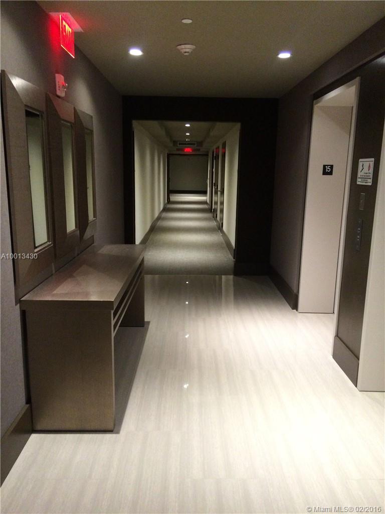 5252 PASEO DOWNTOWN DORAL - Residential Lease