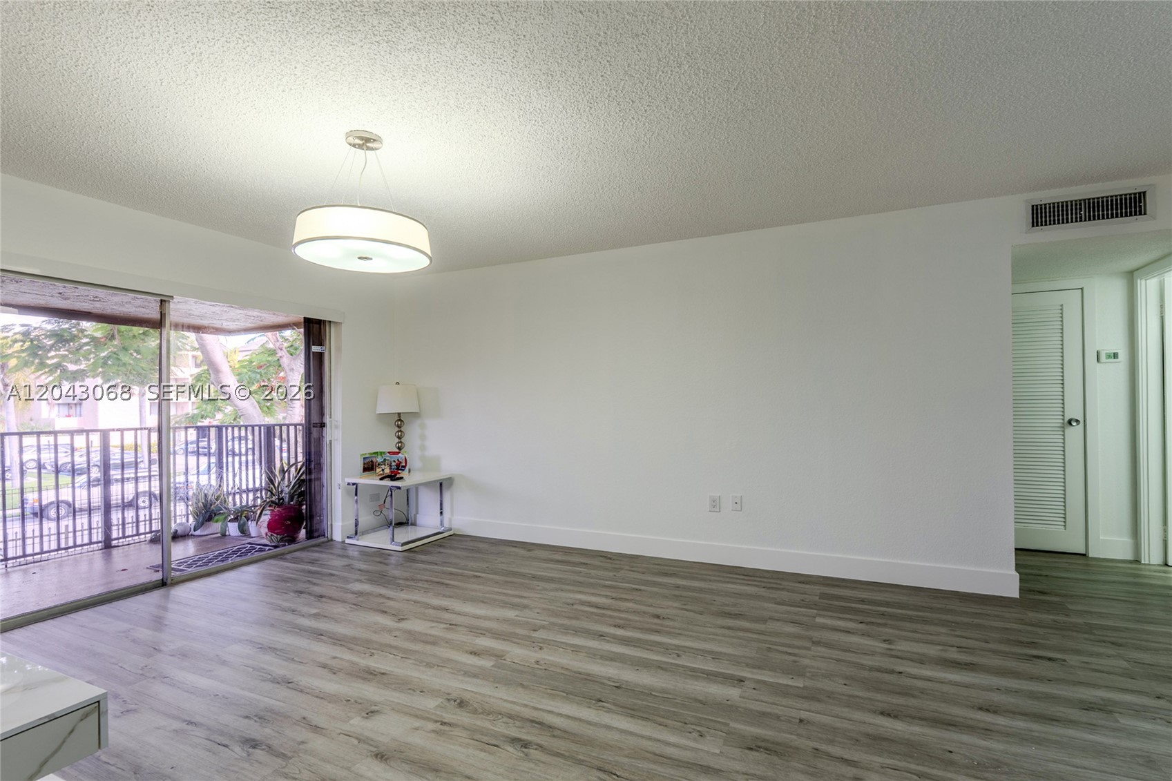 KENDALLWOOD VILLAS CONDO - Residential