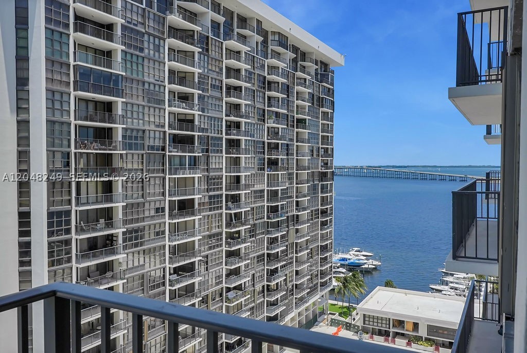 BRICKELL PLACE CONDO - Residential