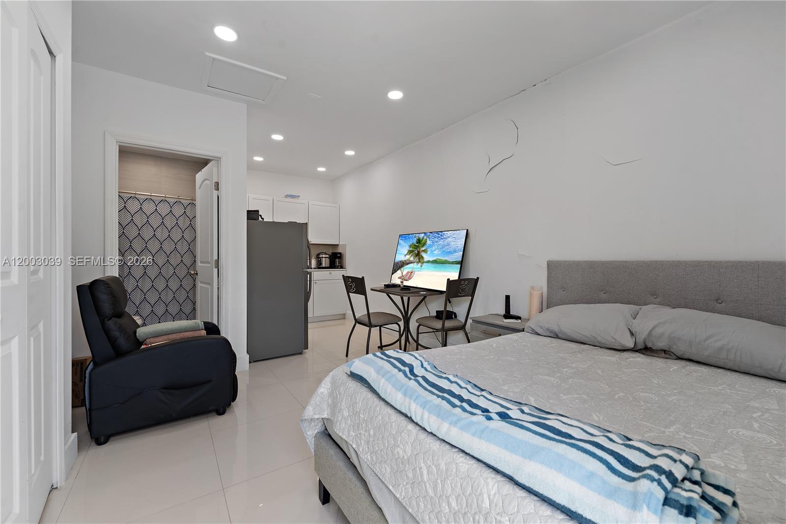 SOUTHERN ESTS 7TH ADDN SE - Residential