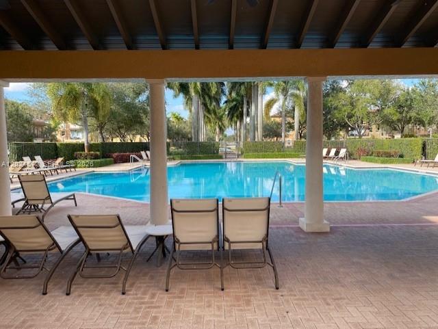MEADOW PINES - Residential Lease