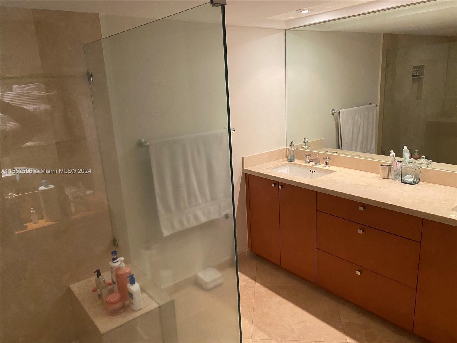 TOWERS OF KEY BISCAYNE CO - Residential Lease