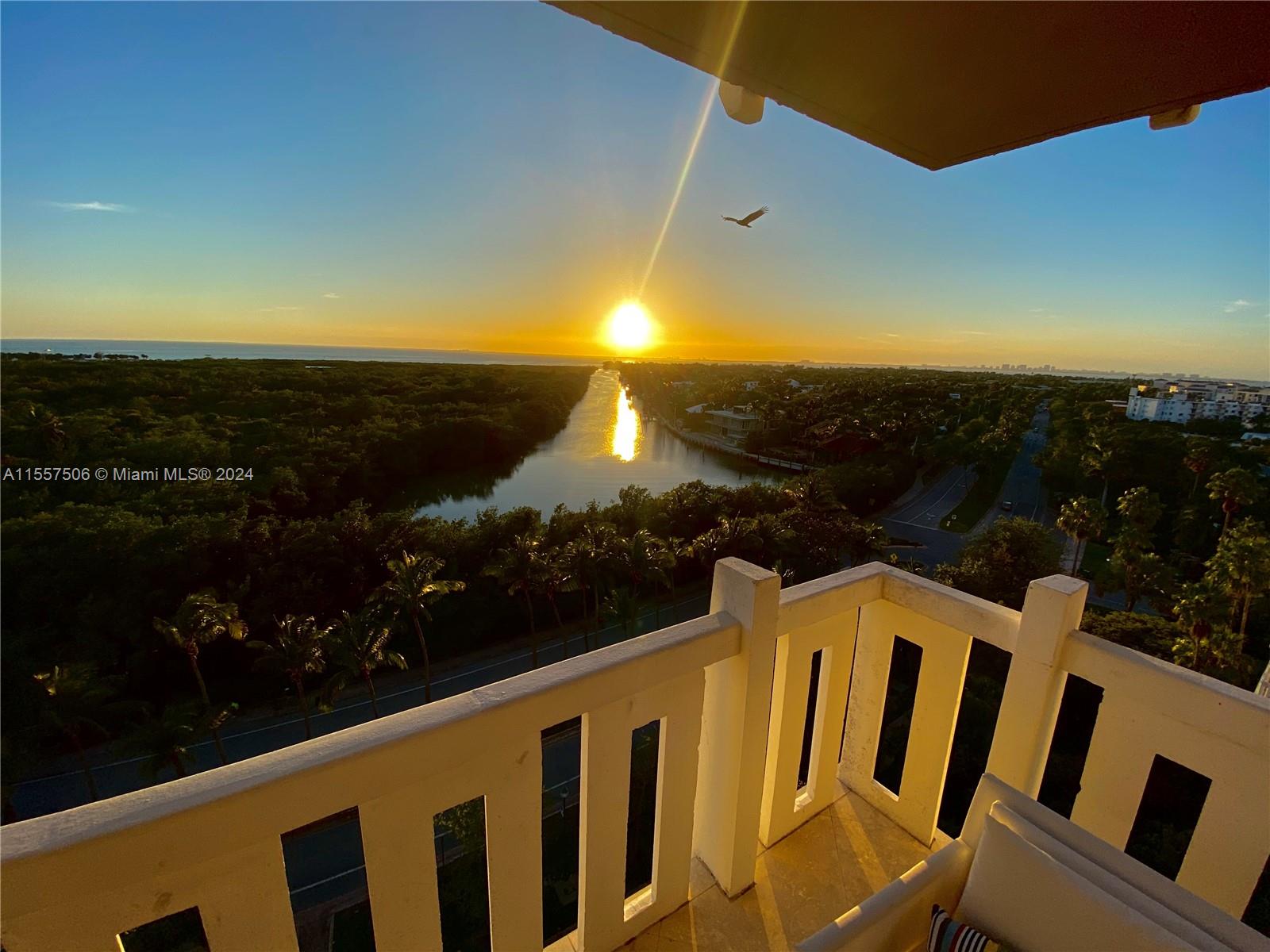 TOWERS OF KEY BISCAYNE CO - Residential Lease