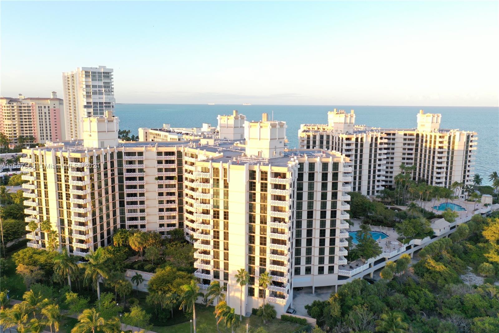 TOWERS OF KEY BISCAYNE CO - Residential Lease
