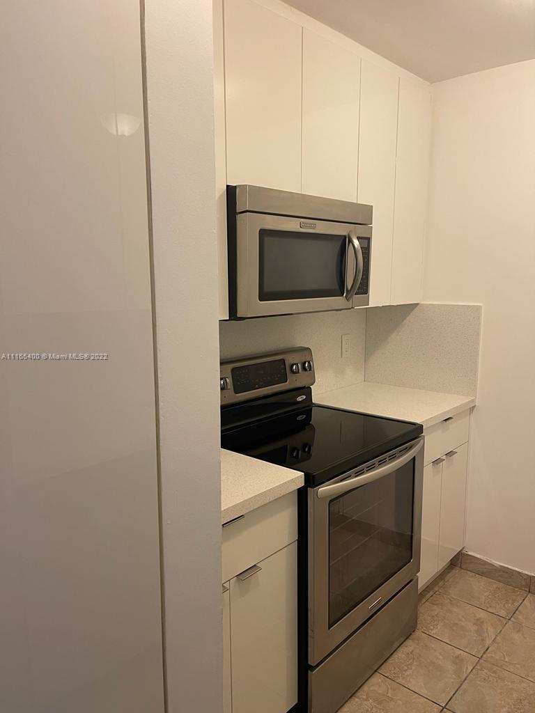 SAGA BAY GARDENS CONDO - Residential Lease