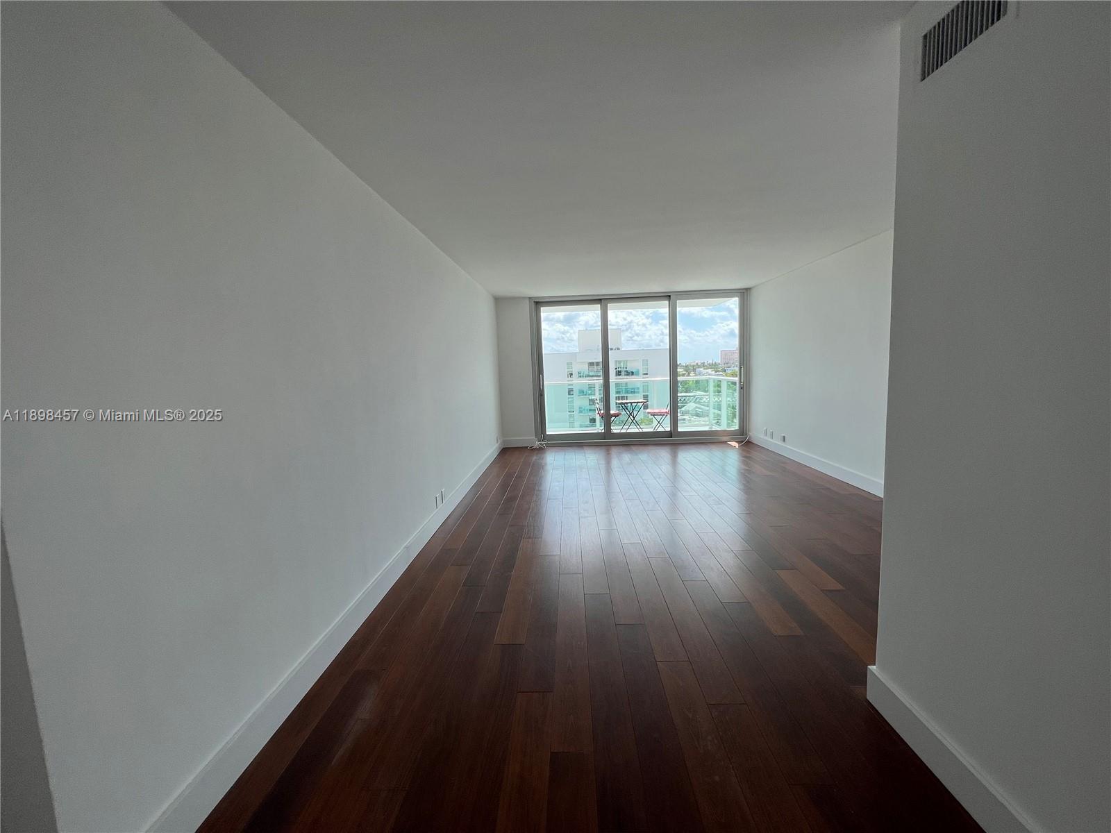 MIRADOR 1000 CONDO - Residential