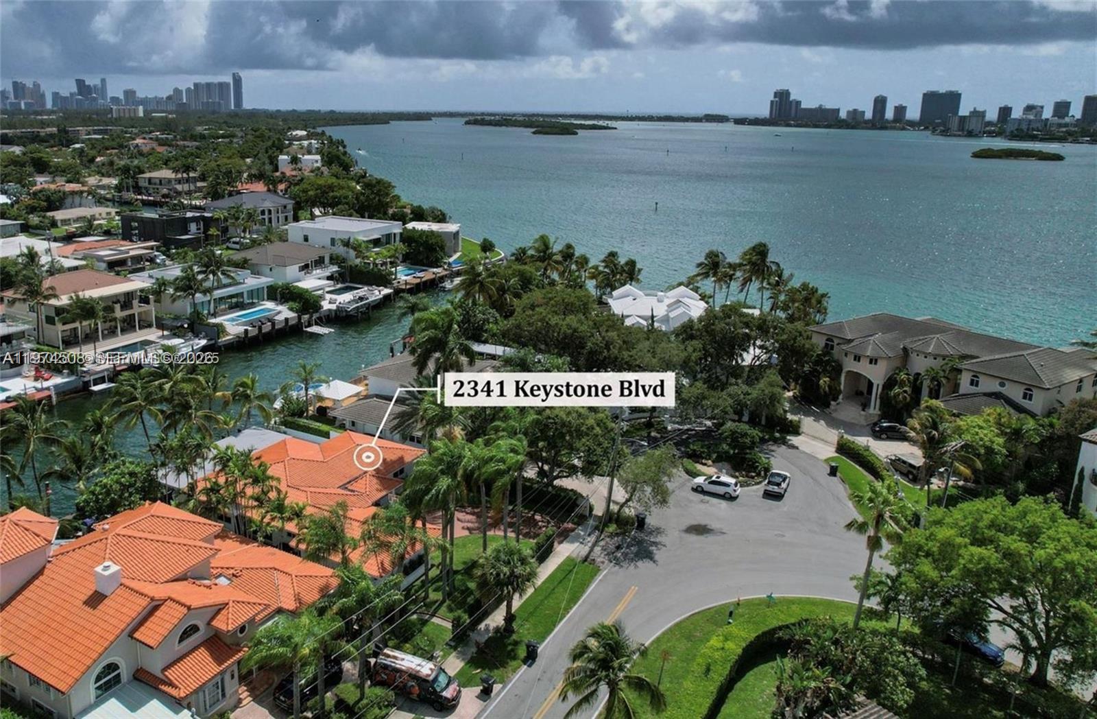 KEYSTONE ISLAND - Residential
