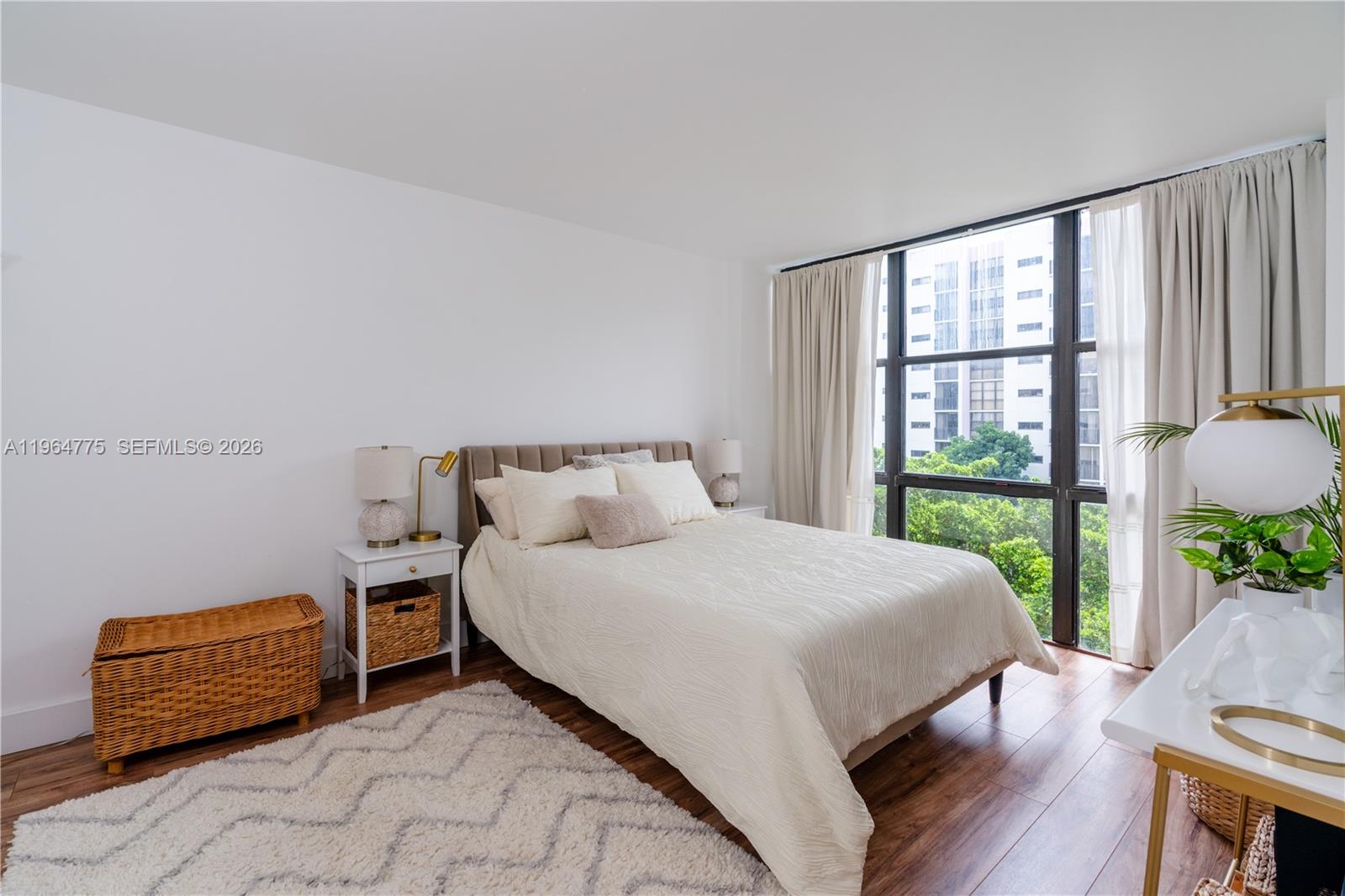 PLAZA OF AMERICAS CONDO P - Residential