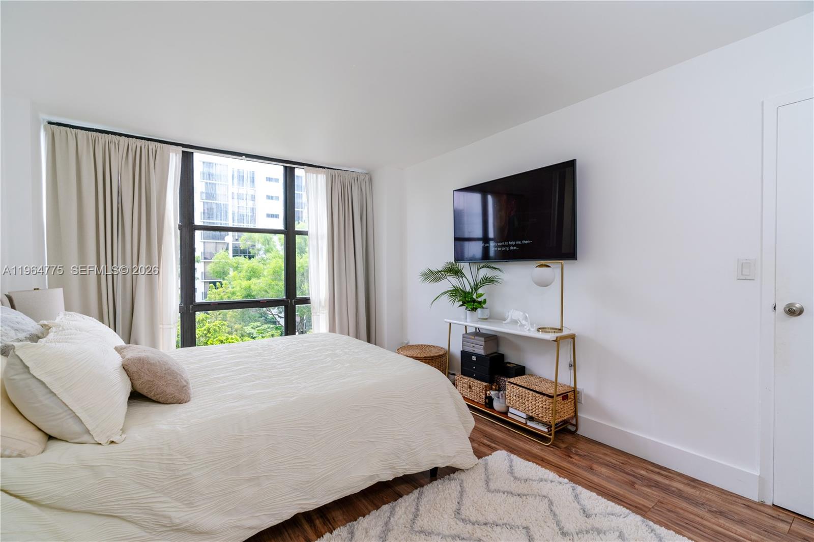 PLAZA OF AMERICAS CONDO P - Residential
