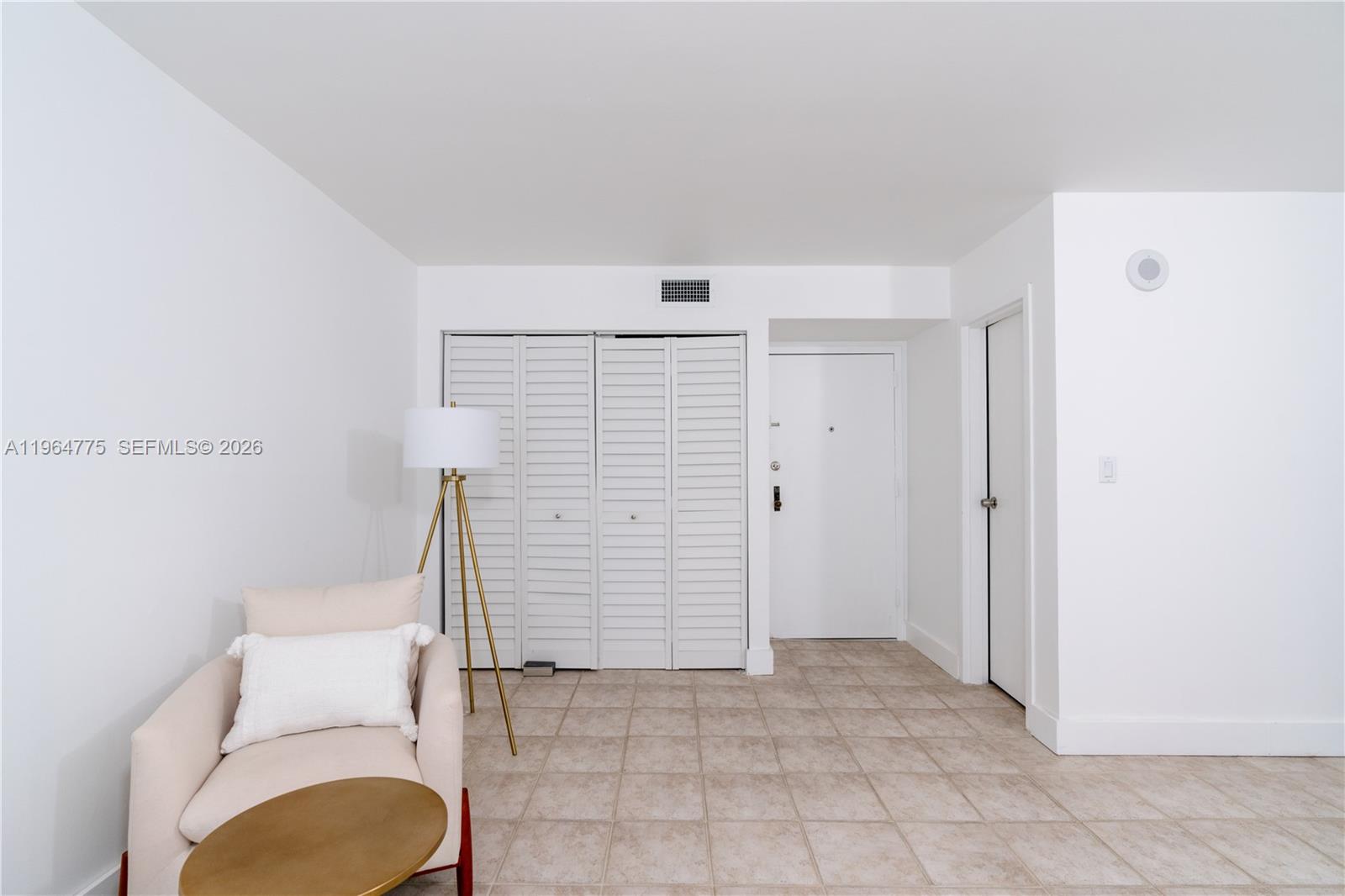 PLAZA OF AMERICAS CONDO P - Residential