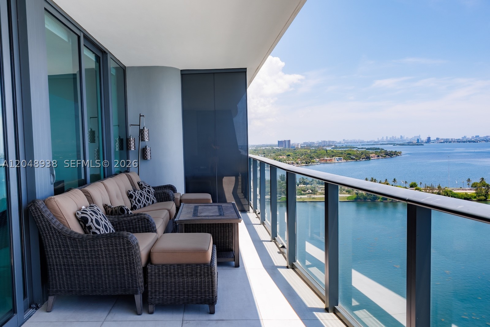 ONE PARAISO CONDO - Residential