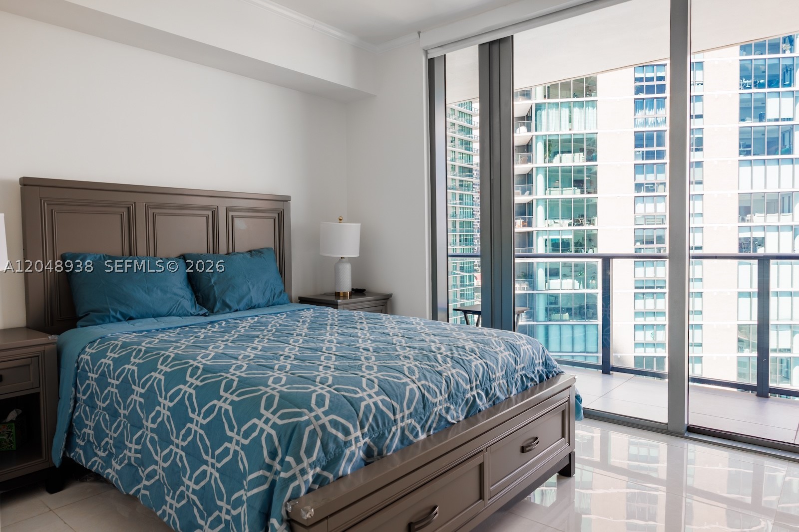 ONE PARAISO CONDO - Residential