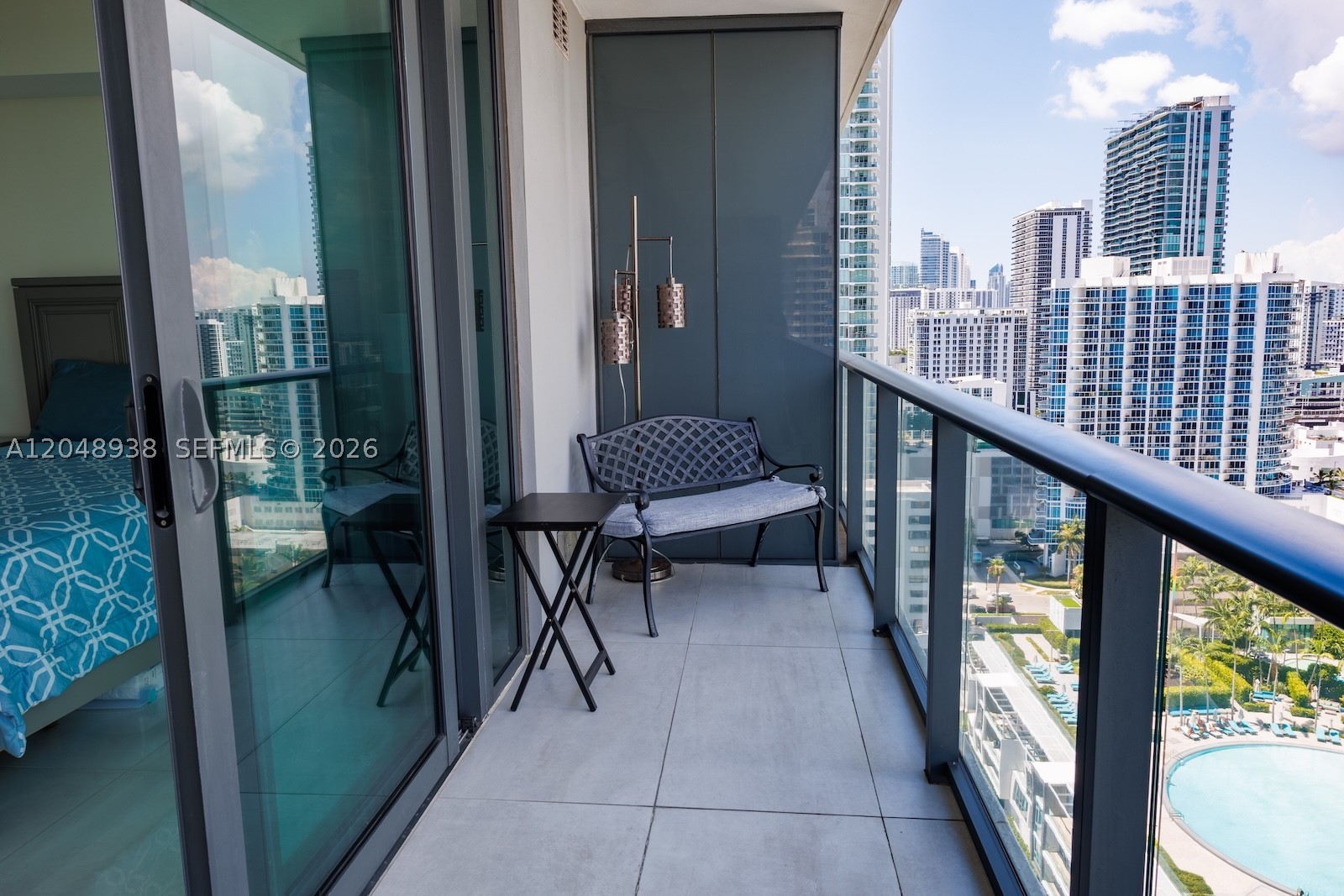 ONE PARAISO CONDO - Residential