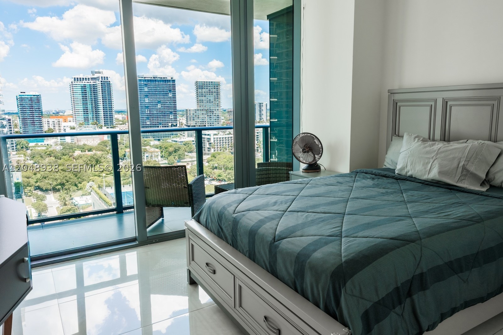 ONE PARAISO CONDO - Residential