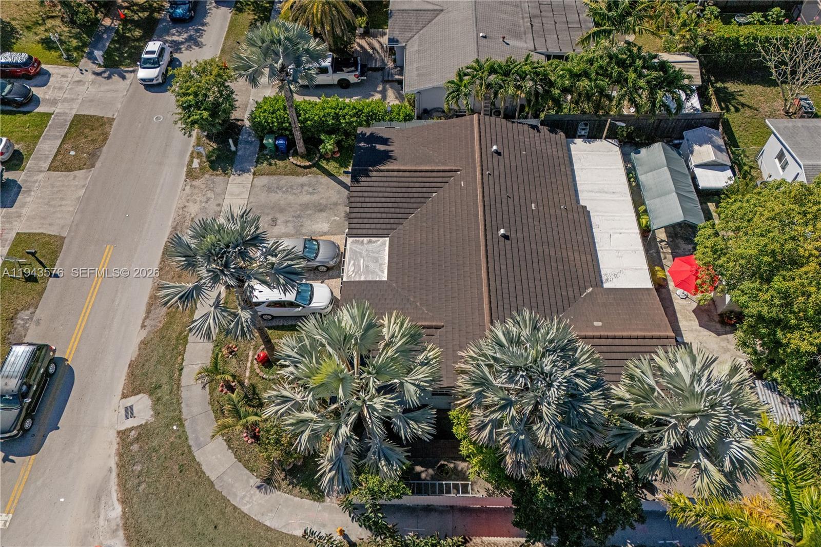 OLD CUTLER COVE - Residential