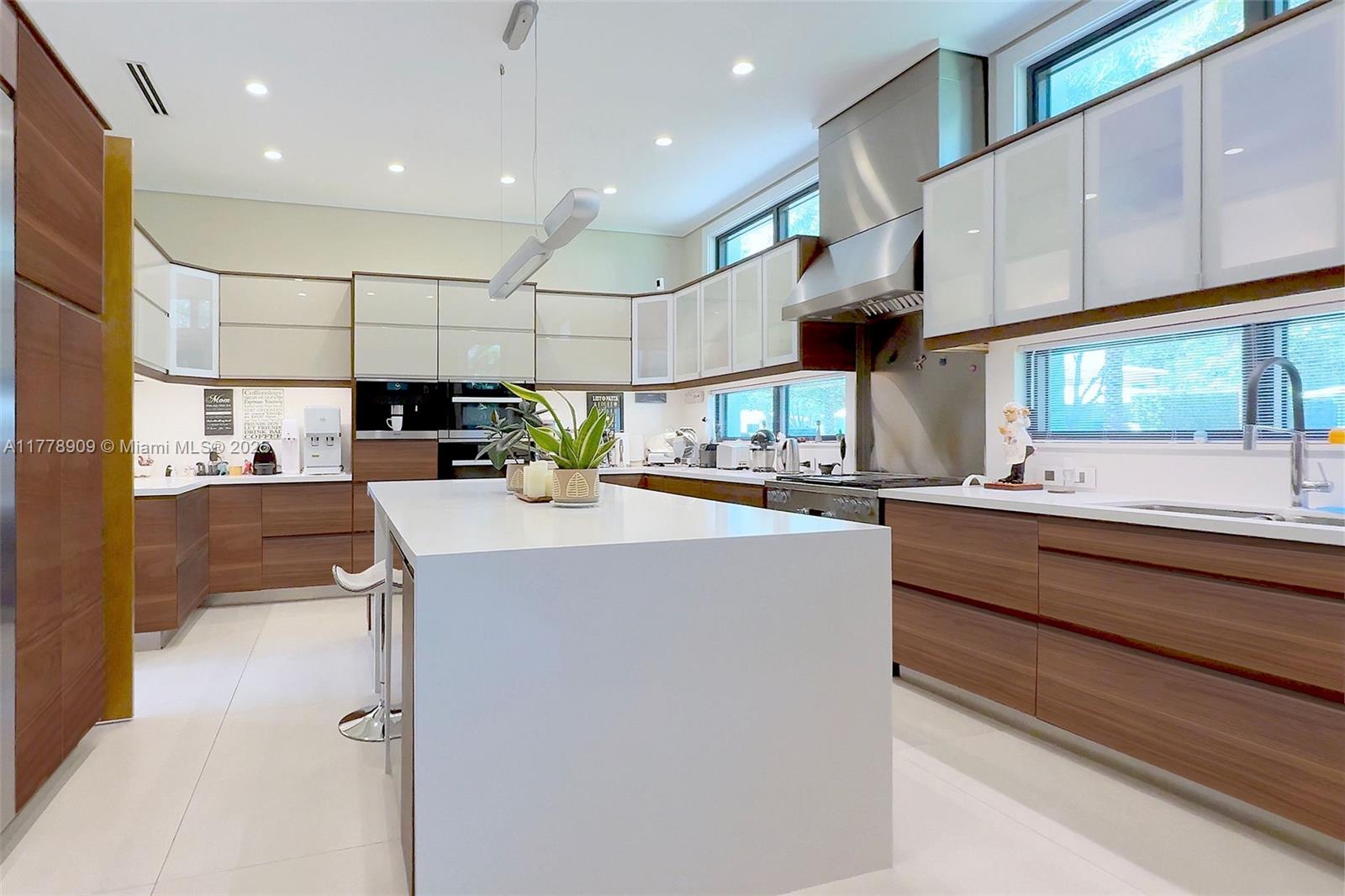 MIAMI SHORES SEC 1 AMD - Residential