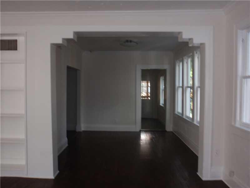 24 53 41 BILTMORE SUB - Residential Lease