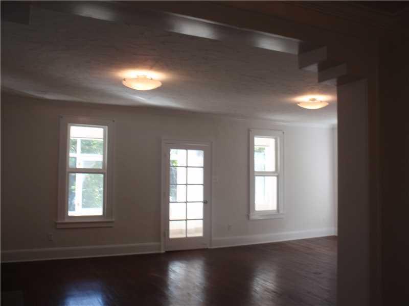 24 53 41 BILTMORE SUB - Residential Lease