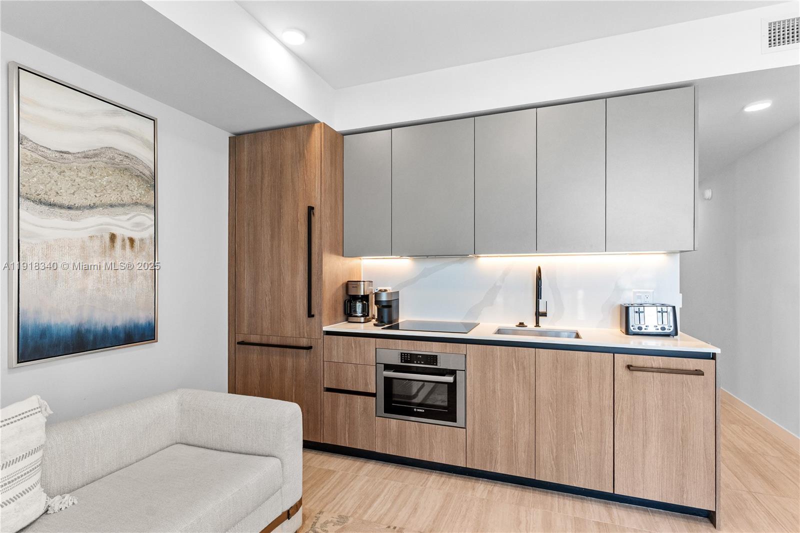 72 PARK - Residential