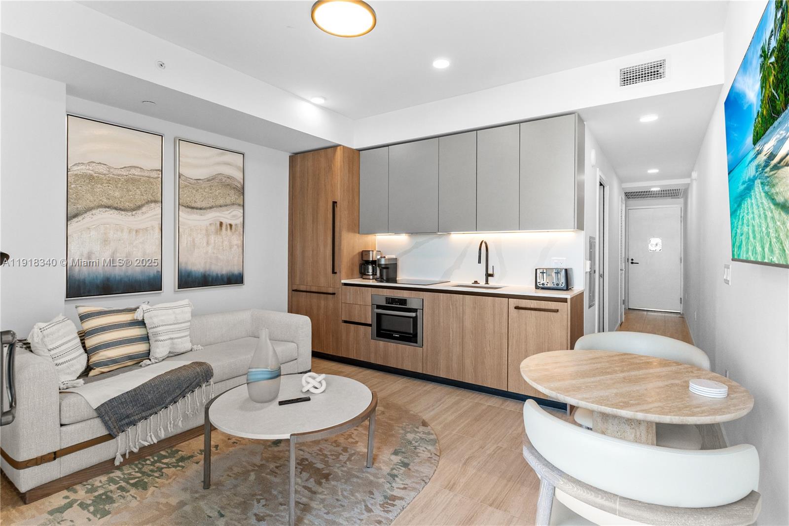 72 PARK - Residential