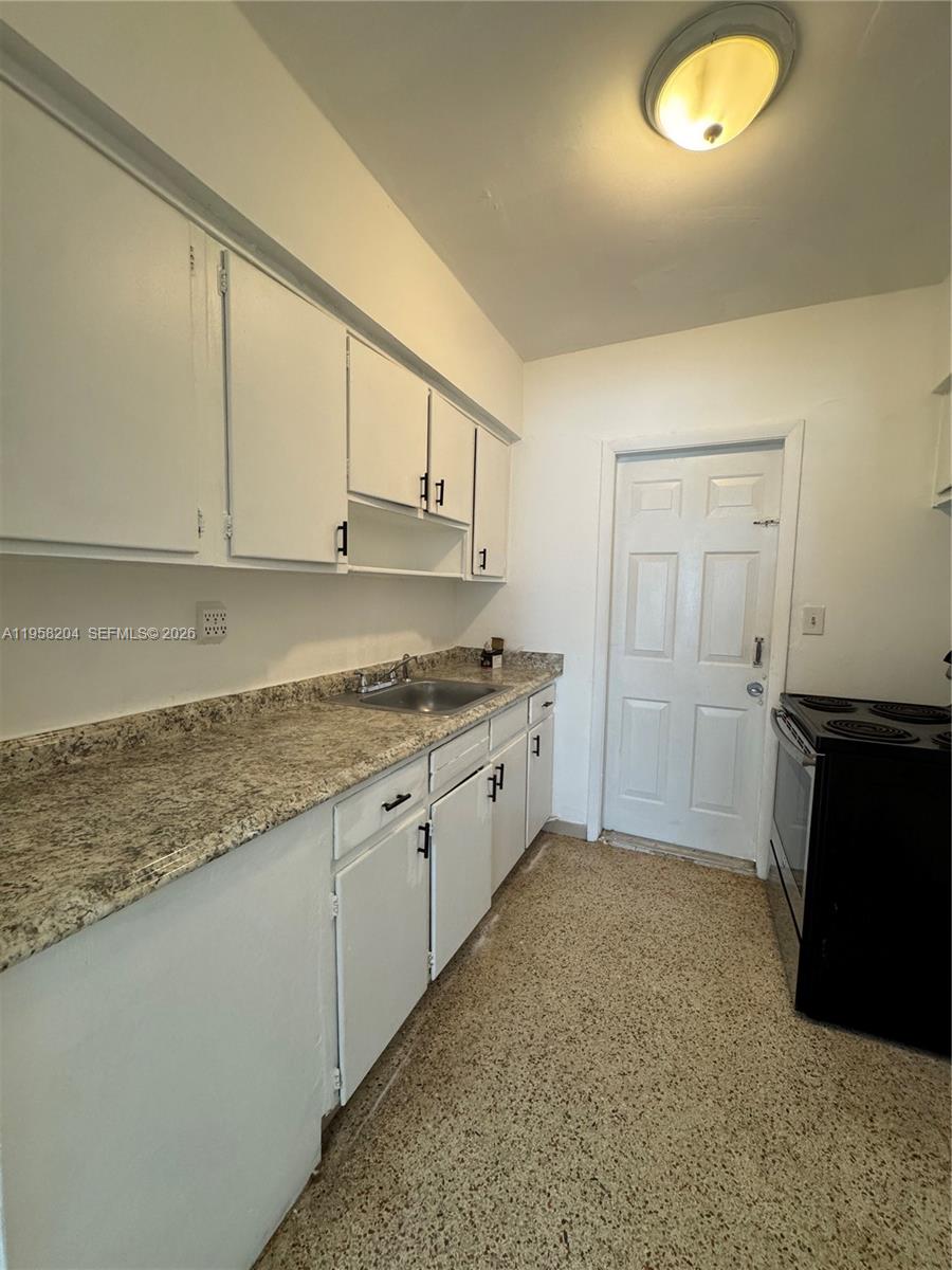 BISCAYNE BCH SUB - Residential Income
