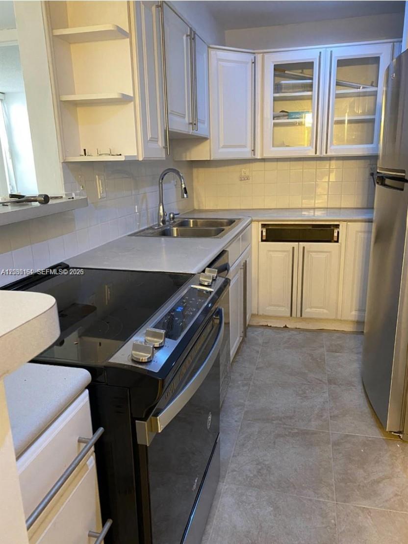 THE TERRACES CONDO PH II - Residential Lease