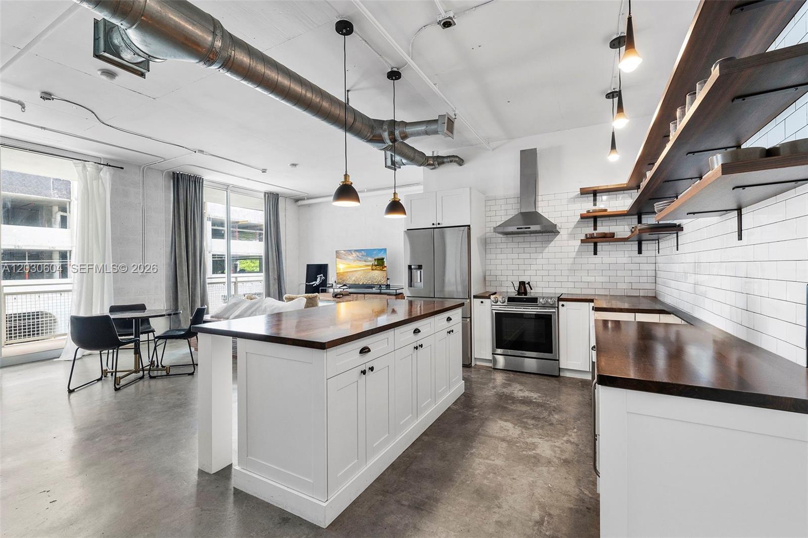 THE YORKER CONDO - Residential