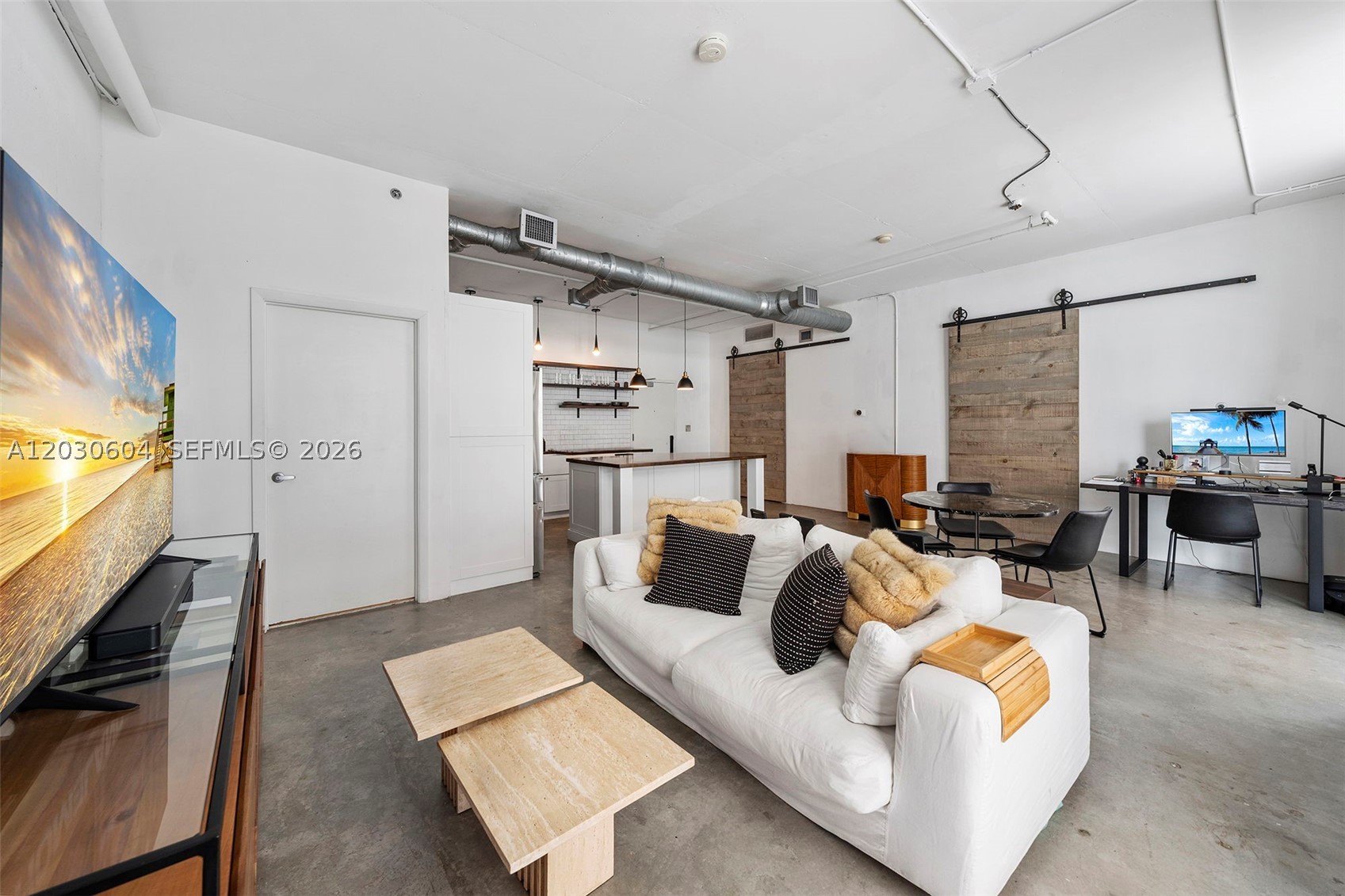 THE YORKER CONDO - Residential