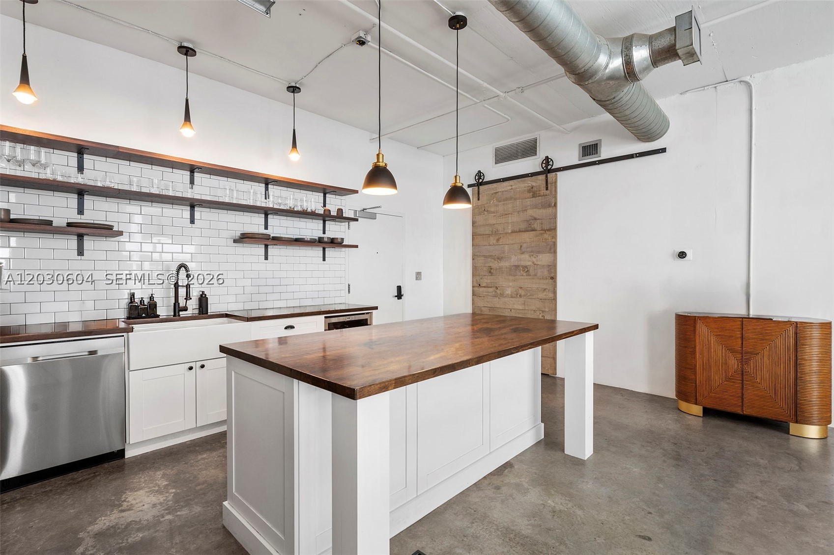 THE YORKER CONDO - Residential