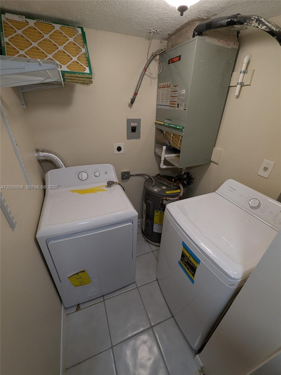 IMAGES OF KENDALL CONDO - Residential