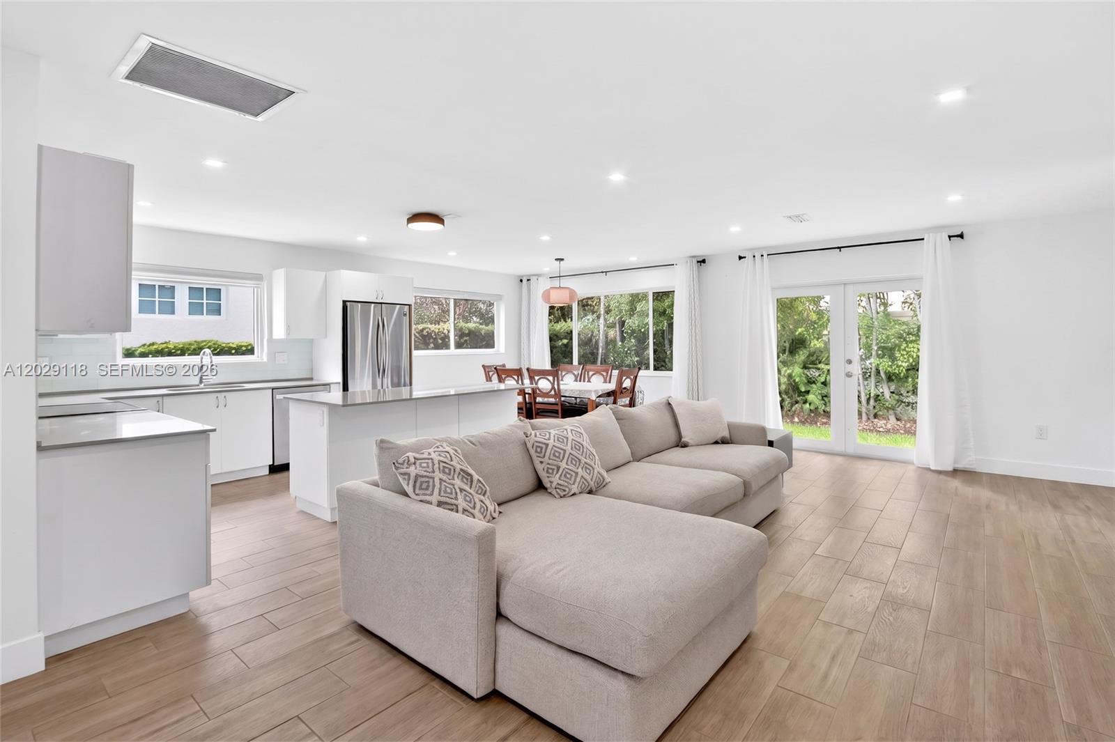 CORAL GABLES GRANADA SEC - Residential