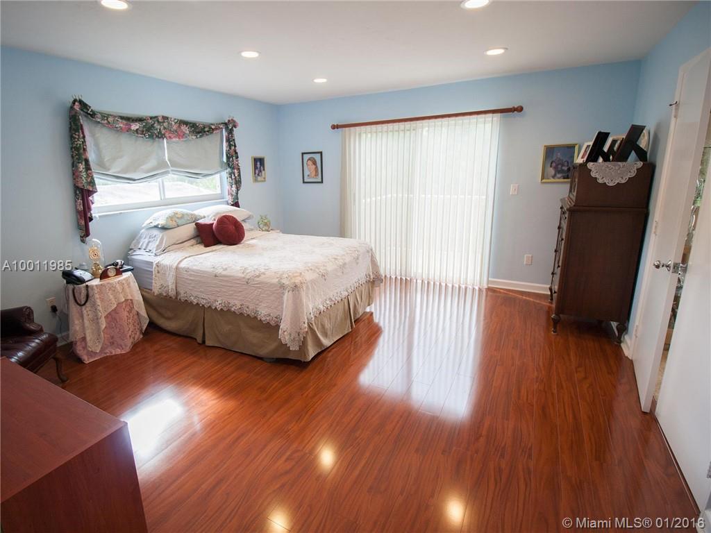 24 55 40 KINGS BAY SUB - Residential