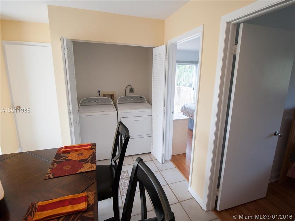 24 55 40 KINGS BAY SUB - Residential