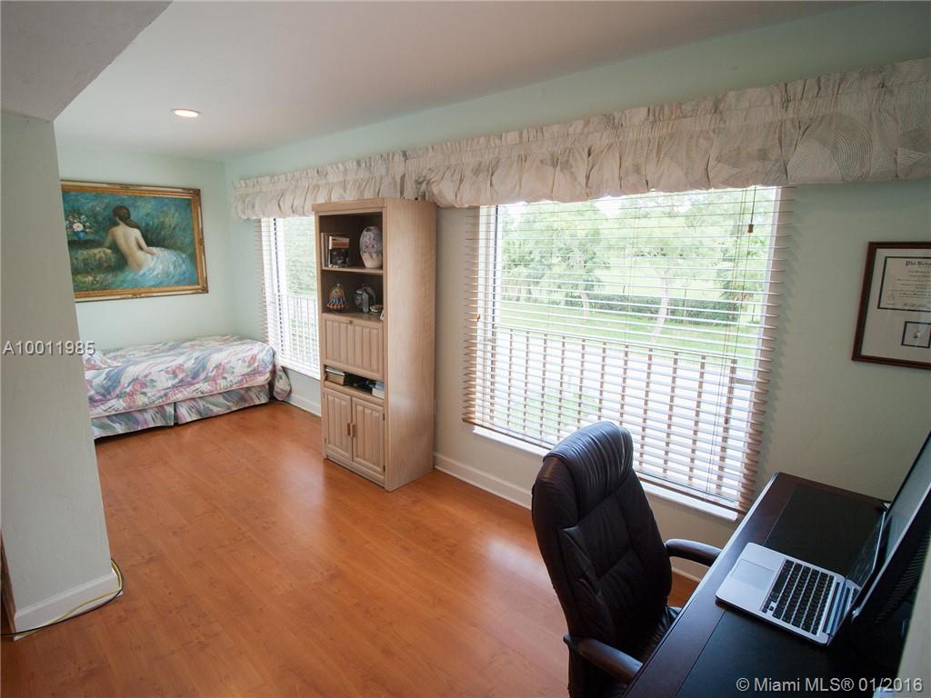 24 55 40 KINGS BAY SUB - Residential