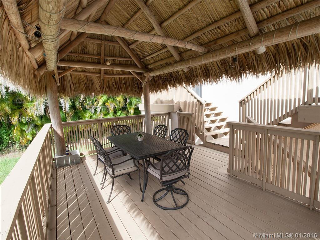 24 55 40 KINGS BAY SUB - Residential